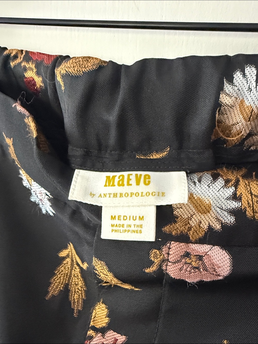 Maeve Black Cropped Wide-Leg Pants with Floral Print - Picture 2 of 3